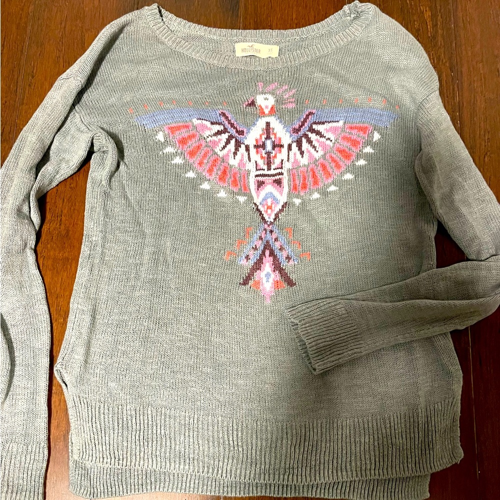 Hollister woman XS gray sweater
